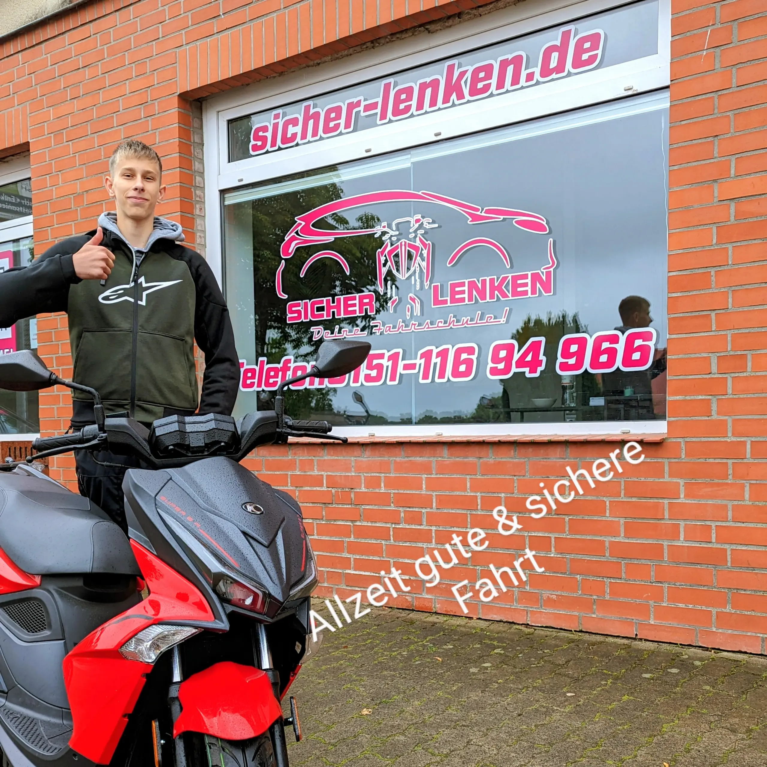 Fahrschüler nach Prüfung